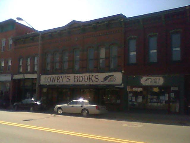 lowrysbooksLRG